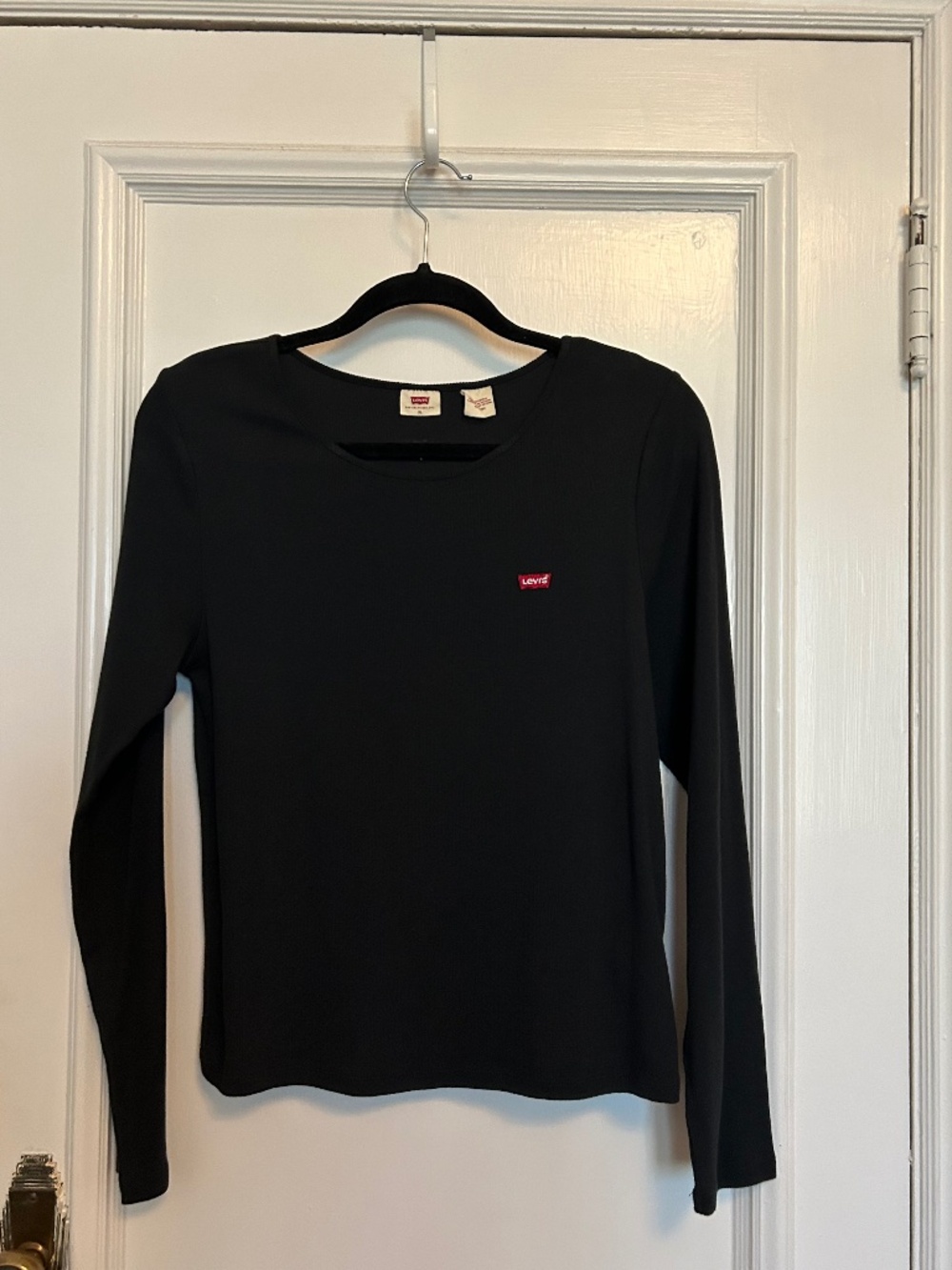 Levi's Ribbed Black Top